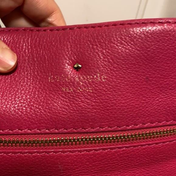 Kate Spade New York Cobble Hill Ellen Cross Body deep pink - Picture 7 of 13